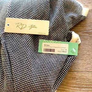 Open-Draped Knit Cardigan